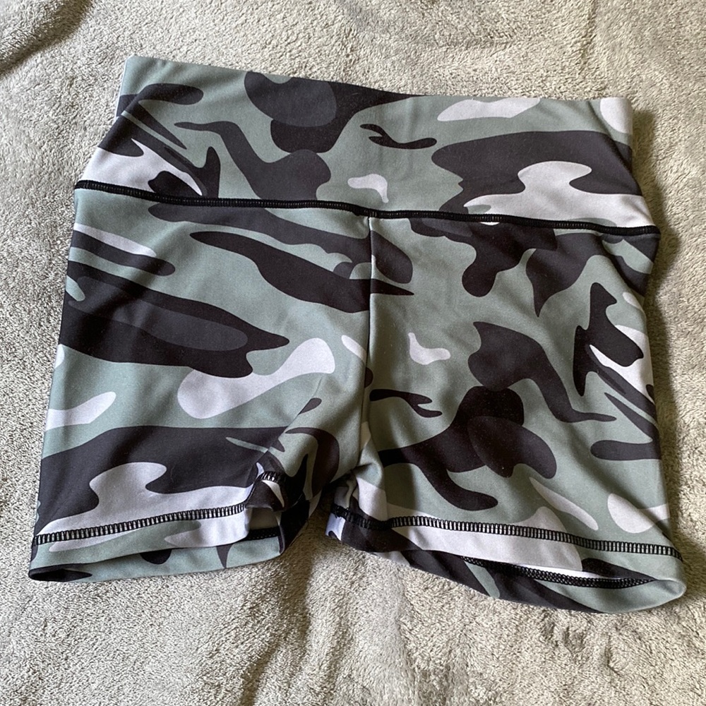 Scrunch Butt Camo Shorts